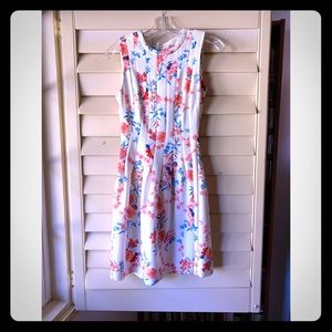 ❤️ H and M Floral Sleeveless Dress